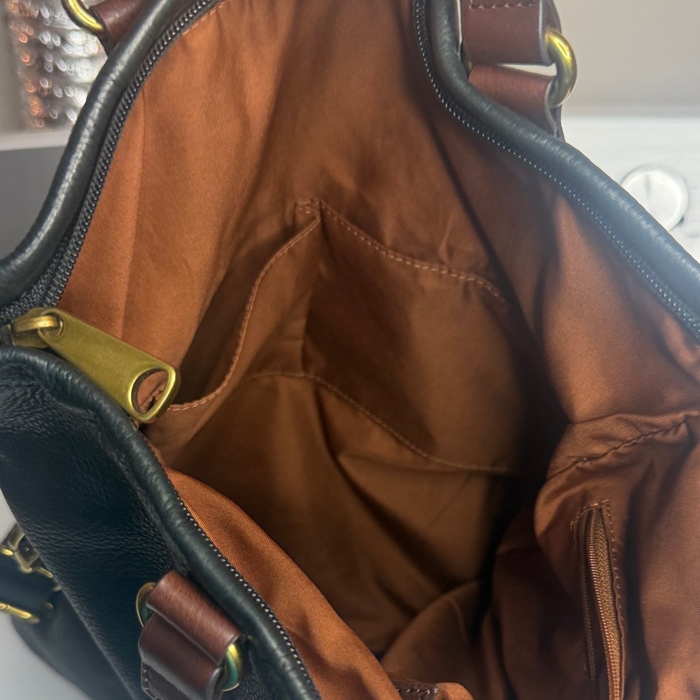 Fossil Leather Crossbody Satchel with Brown Handles - Picture 10 of 12